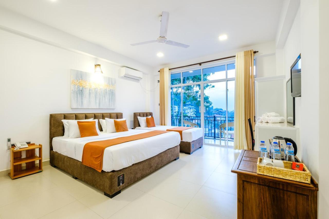 Queens Mount Ridge Kandy Bagian luar foto