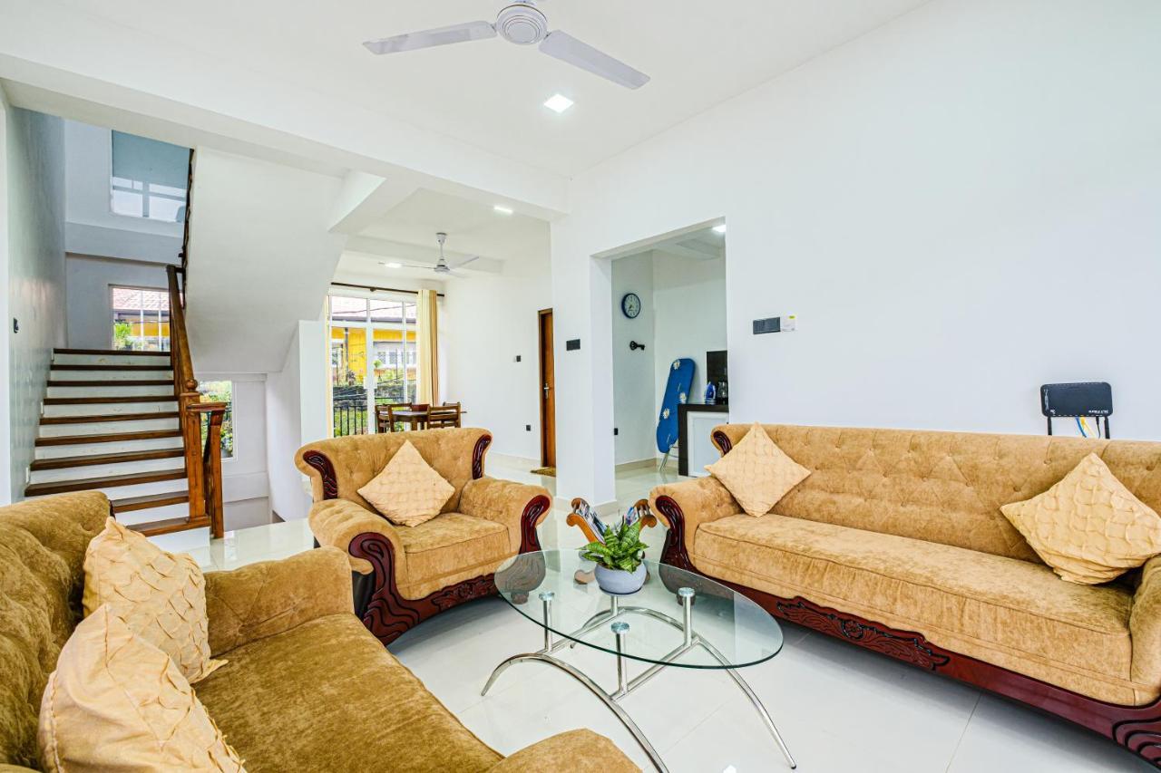Queens Mount Ridge Kandy Bagian luar foto