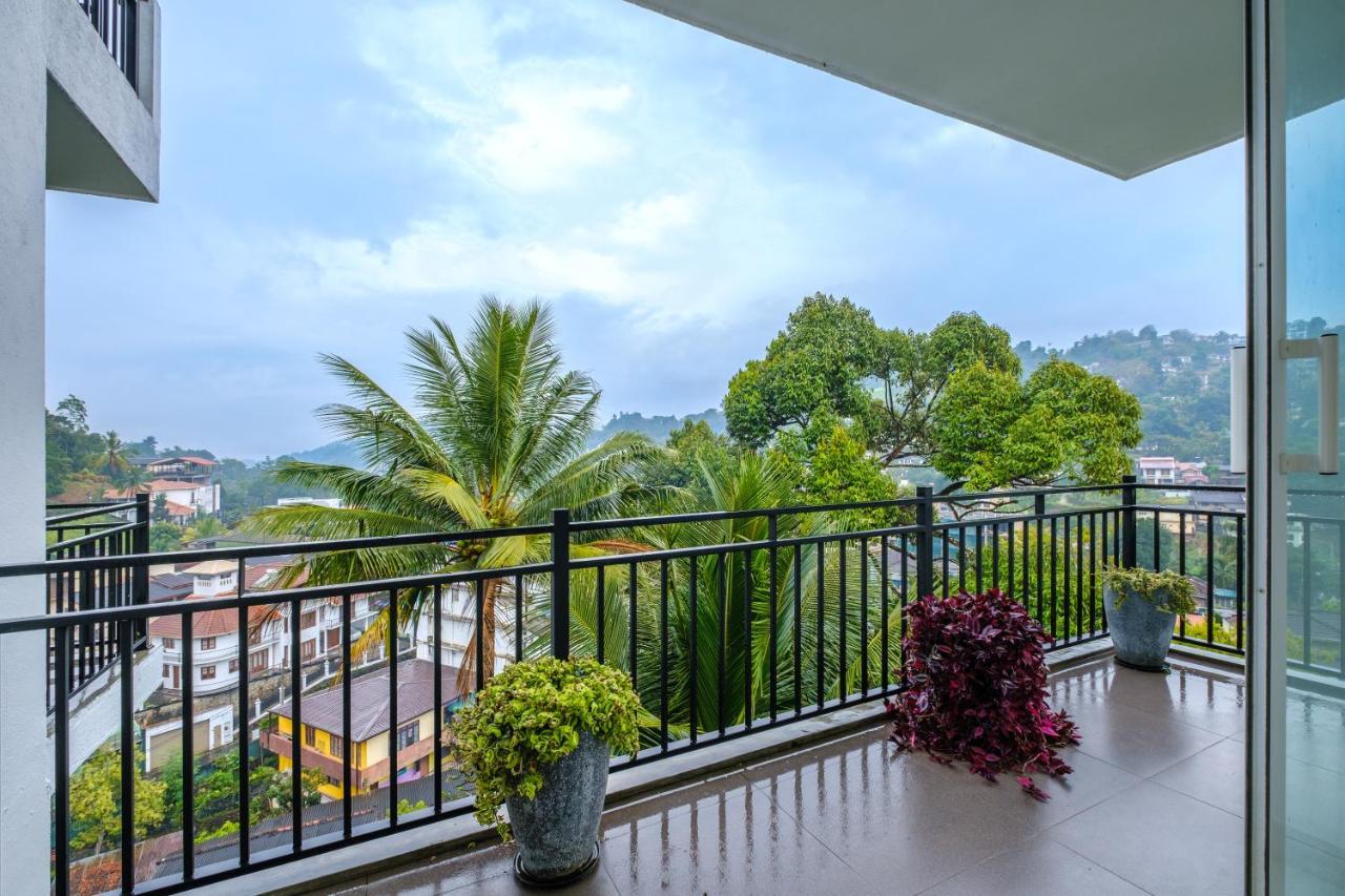 Queens Mount Ridge Kandy Bagian luar foto