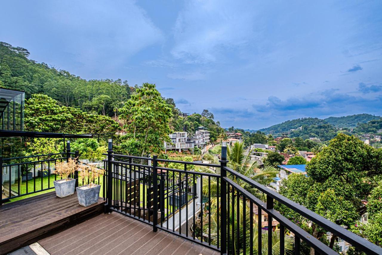 Queens Mount Ridge Kandy Bagian luar foto